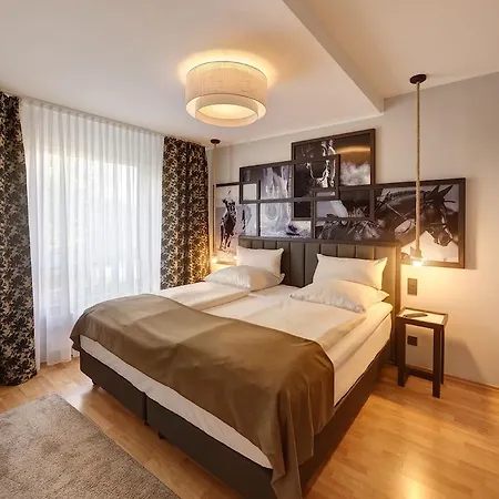 Hotel Art Superior 4*