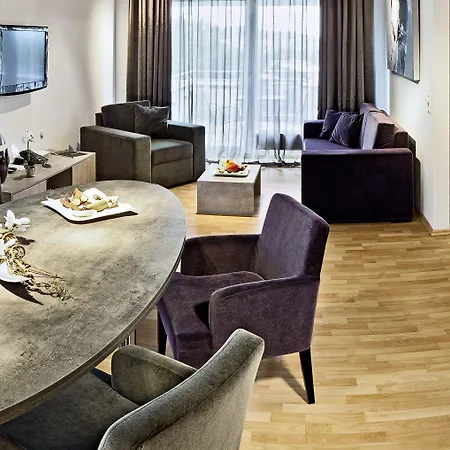 Art Superior Hotel 4*