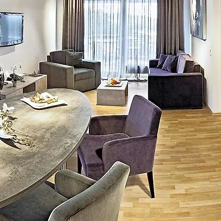 Art Superior Hotel 4*