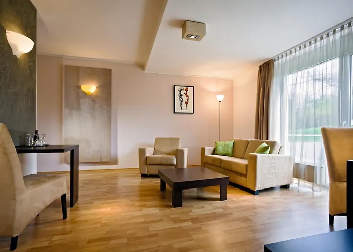 Art Superior 4* Aachen